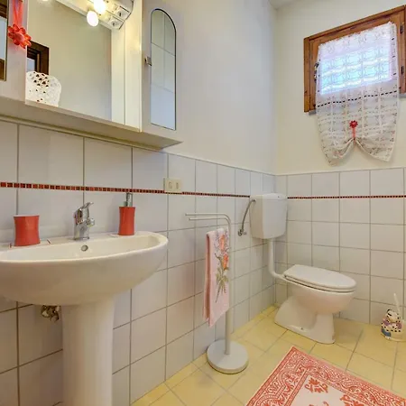 Shanty Apartment Lucca