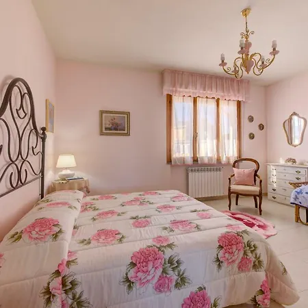 Shanty Apartment *